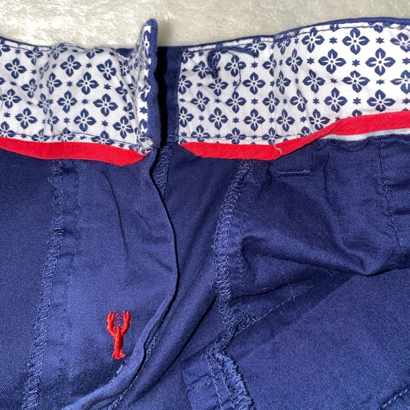 SHORTS WITH LOBSTER 🦞 BLUE RED EUC MISSING A BUTTON SIZE 2 BRITISH KHAKI - Picture 3 of 4